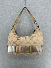 Load image into Gallery viewer, Vintage Coach Hobo Bag
