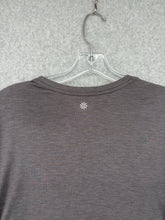 Load image into Gallery viewer, Athleta Womens Long Sleeve
