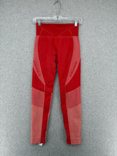 Load image into Gallery viewer, GymShark Athletic Leggings
