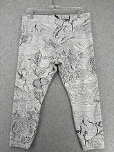 Load image into Gallery viewer, Athleta Leggings
