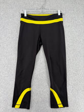 Load image into Gallery viewer, Lululemon Capri Leggings

