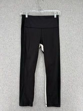Load image into Gallery viewer, Athleta Leggings

