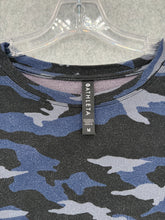 Load image into Gallery viewer, Athleta Long Sleeve
