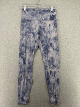 Load image into Gallery viewer, Lululemon Leggings
